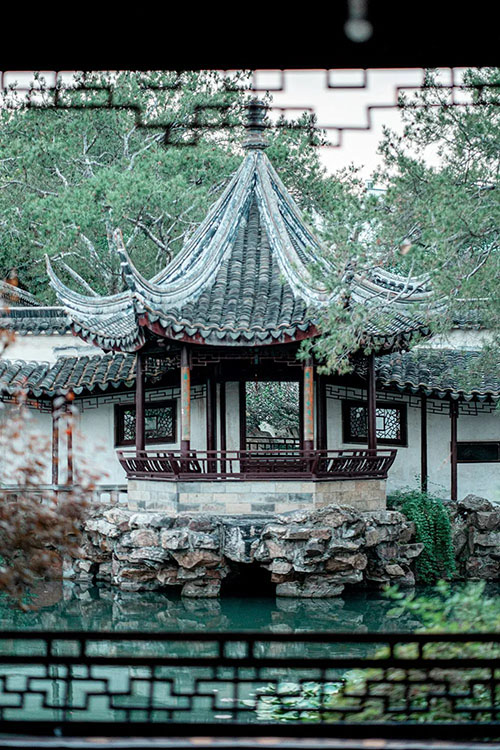 挂落都有不同的修复方式园林人需要为每一处细节量身定做修复方案对